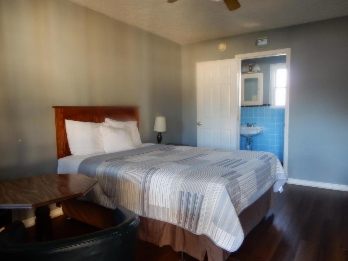 Brown'S Motel Aberdeen 外观 照片